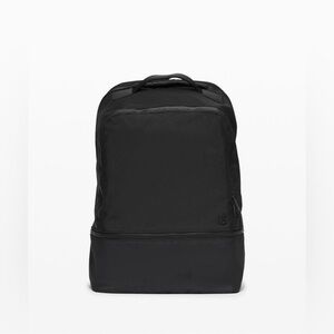 Lululemon City Adventurer Backpack
Reflective Black